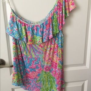Lilly Pulitzer one shoulder top.